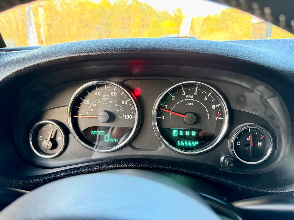 2015 Jeep Wrangler Image 10