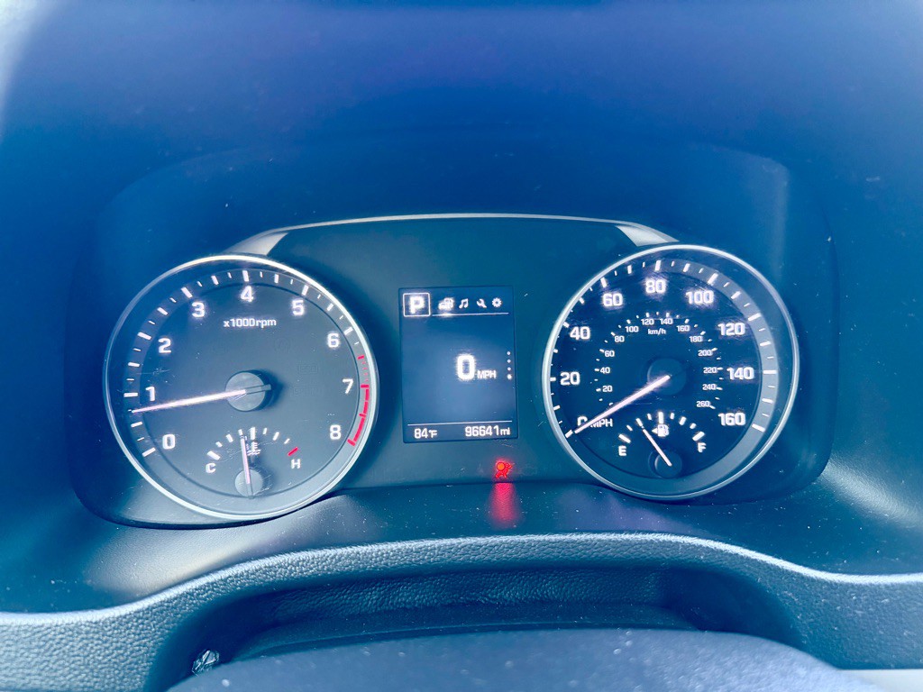 2018 Hyundai Elantra Image 8