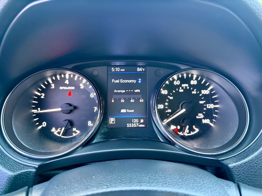 2018 Nissan Rogue Image 8