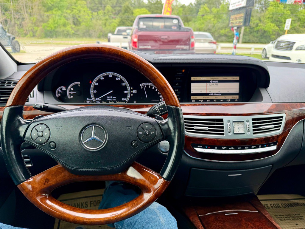 2010 Mercedes-Benz S-Class Image 5