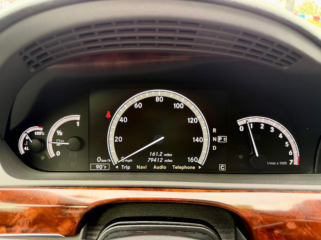2010 Mercedes-Benz S-Class Image 11