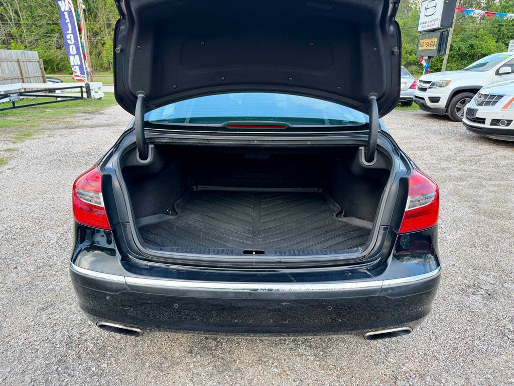 2014 Hyundai Genesis Image 10