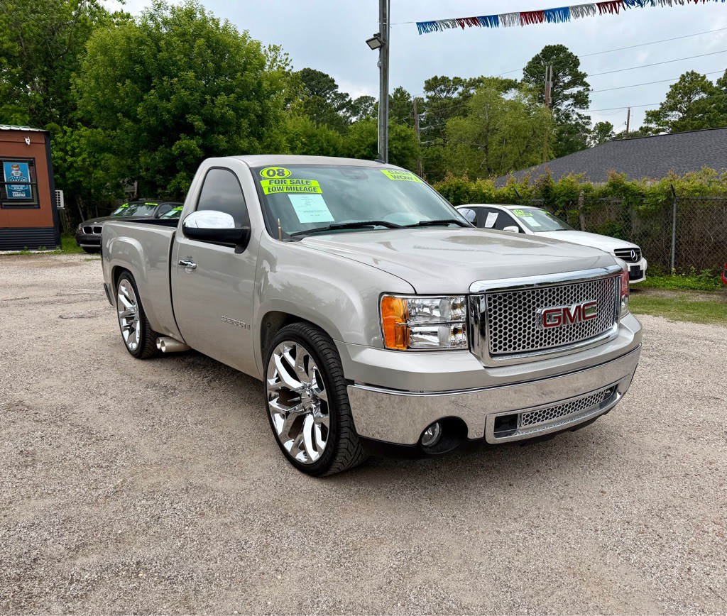 2008 GMC Sierra Image 1