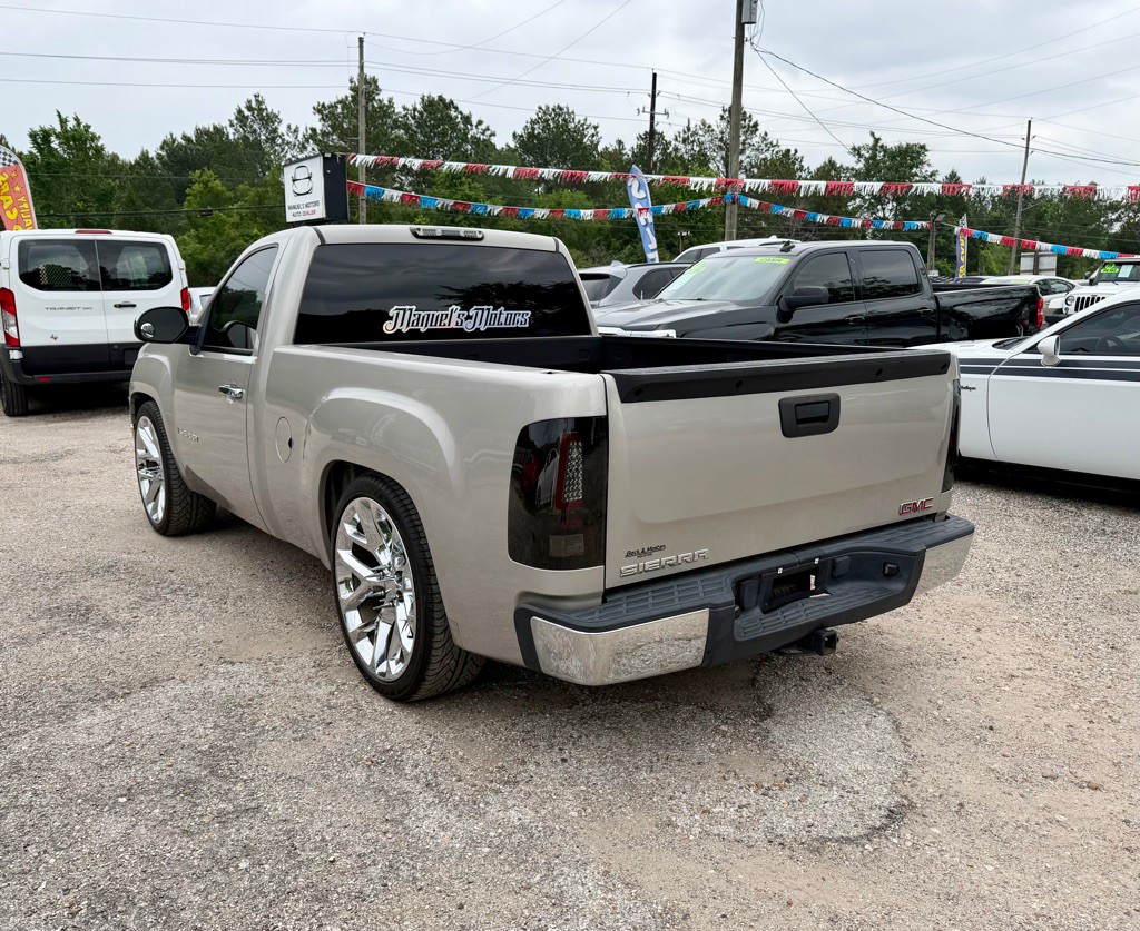 2008 GMC Sierra Image 3