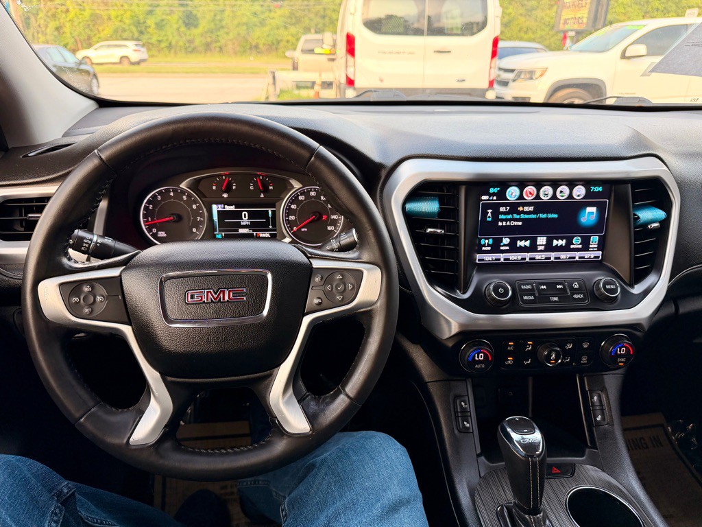 2019 GMC Acadia Image 9