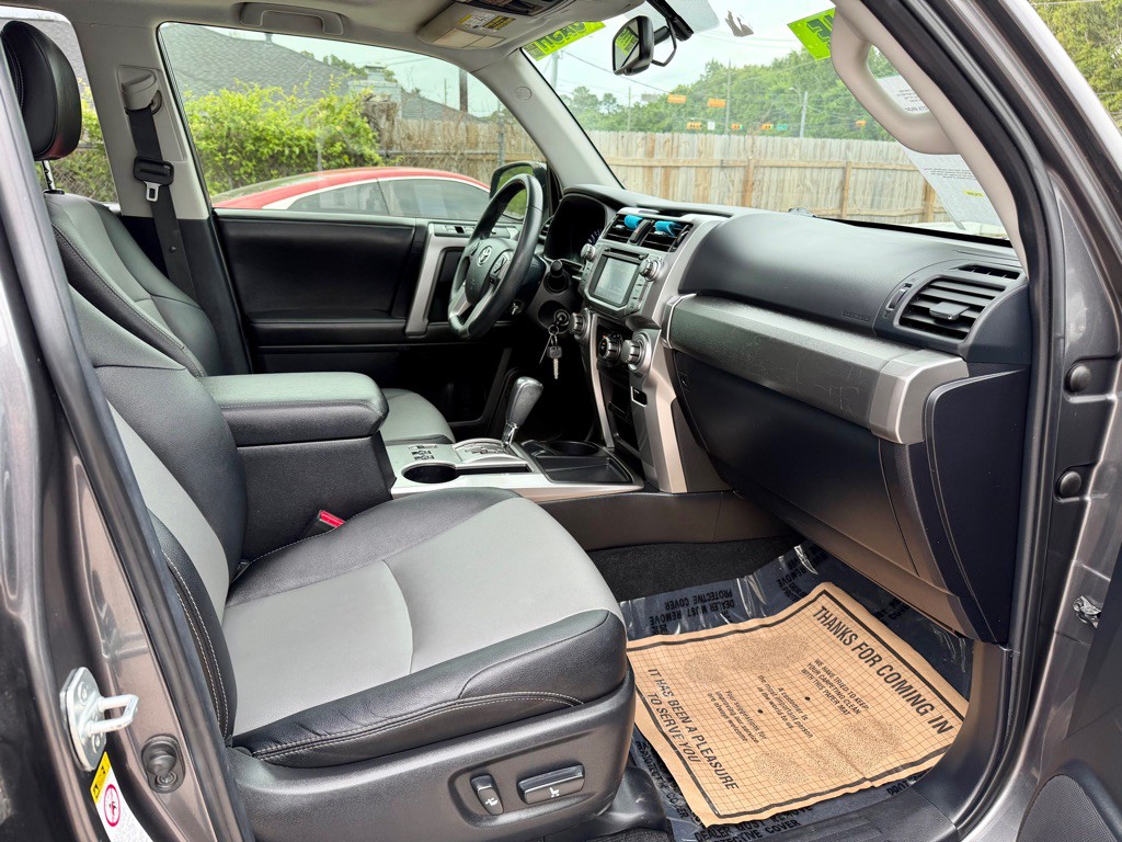 2015 Toyota 4Runner Image 5