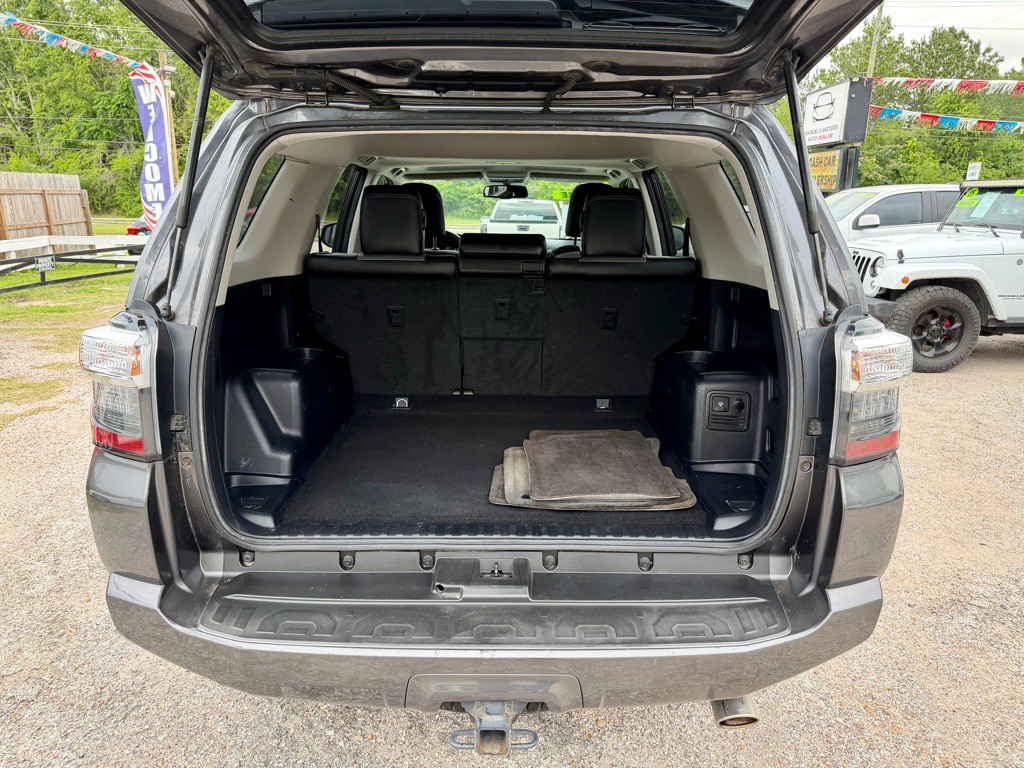 2015 Toyota 4Runner Image 11