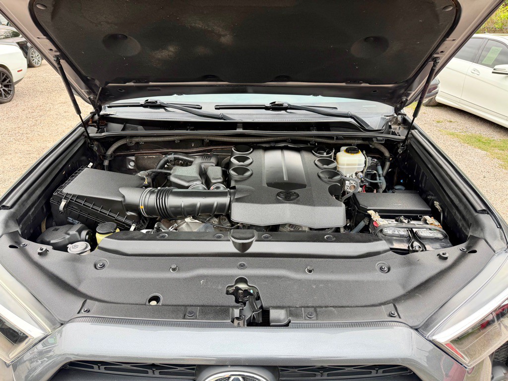 2015 Toyota 4Runner Image 12