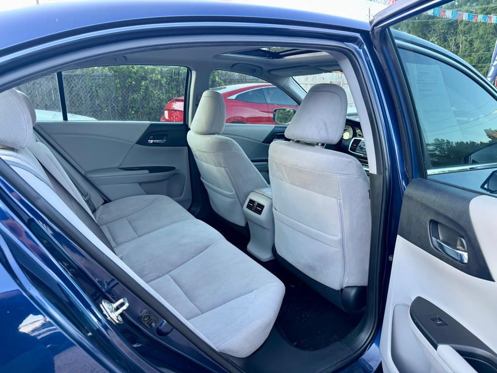 2015 Honda Accord Image 7