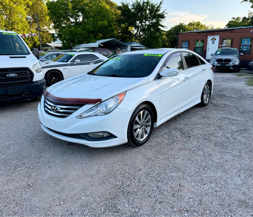2014 Hyundai Sonata Image 2