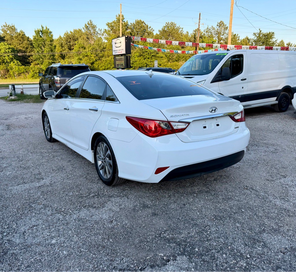 2014 Hyundai Sonata Image 3