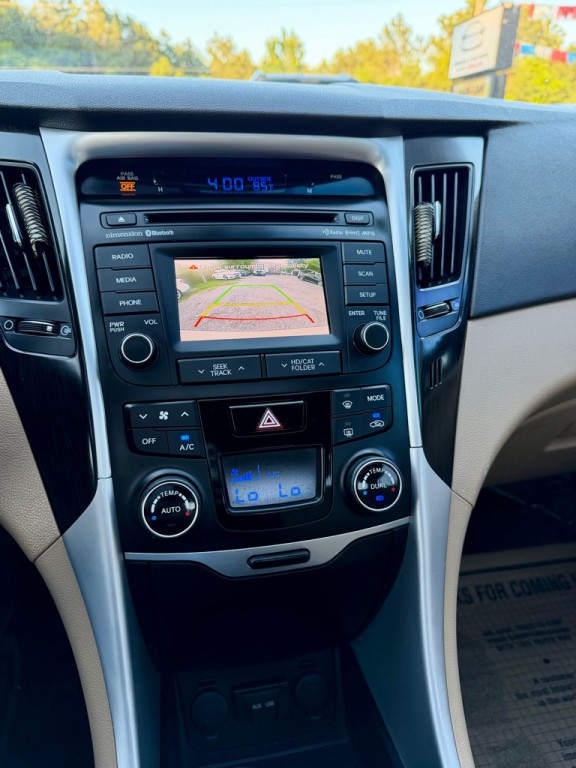 2014 Hyundai Sonata Image 10