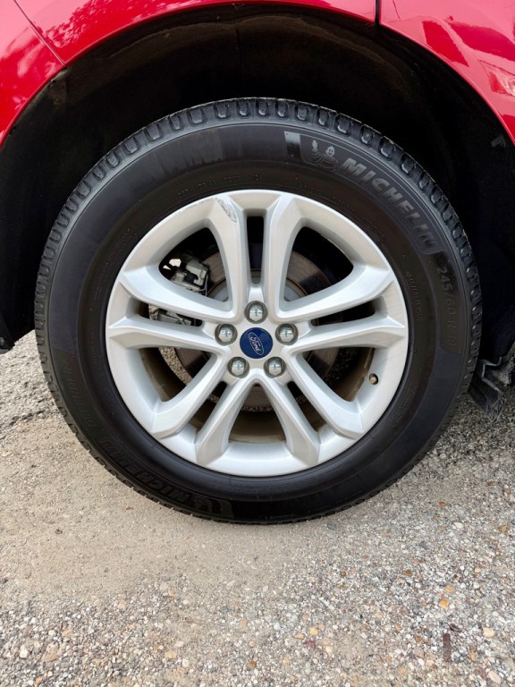 2020 Ford Edge Image 12
