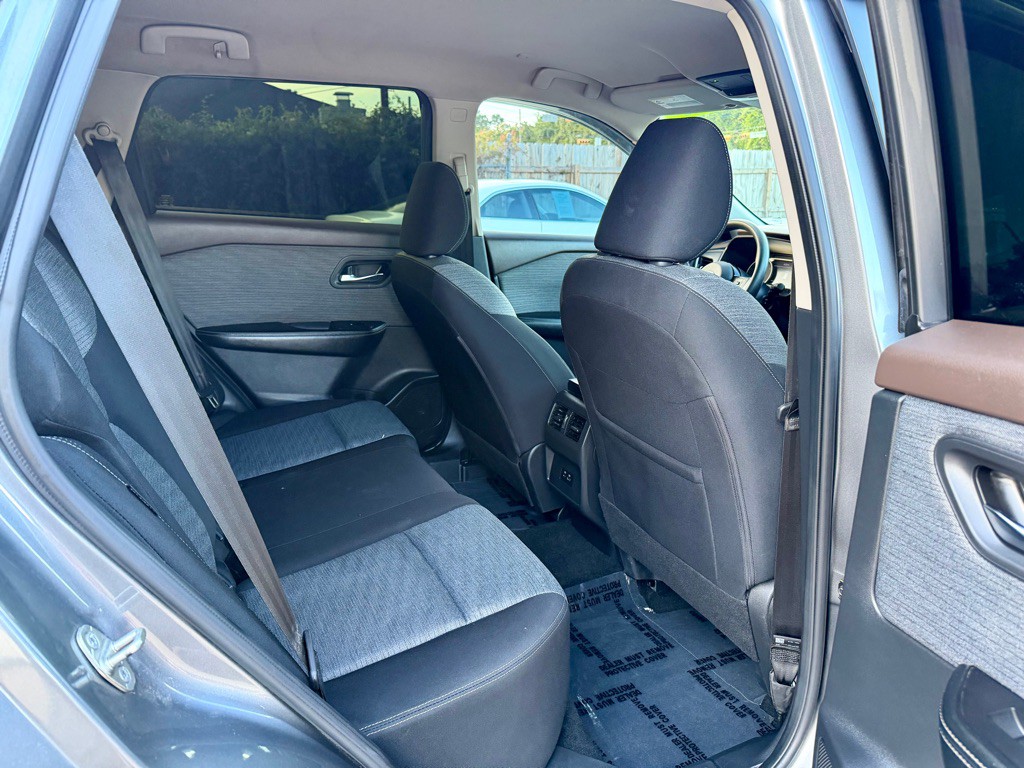 2023 Nissan Rogue Image 6