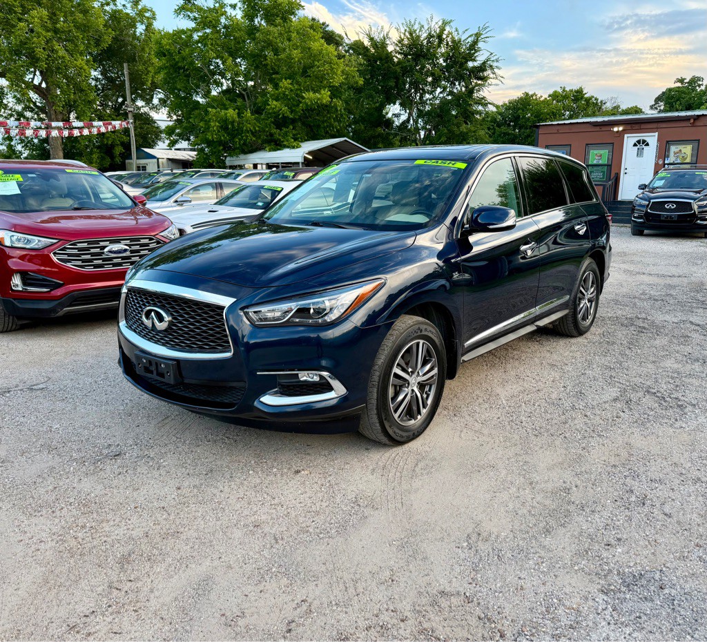 2017 INFINITI QX60 Image 2