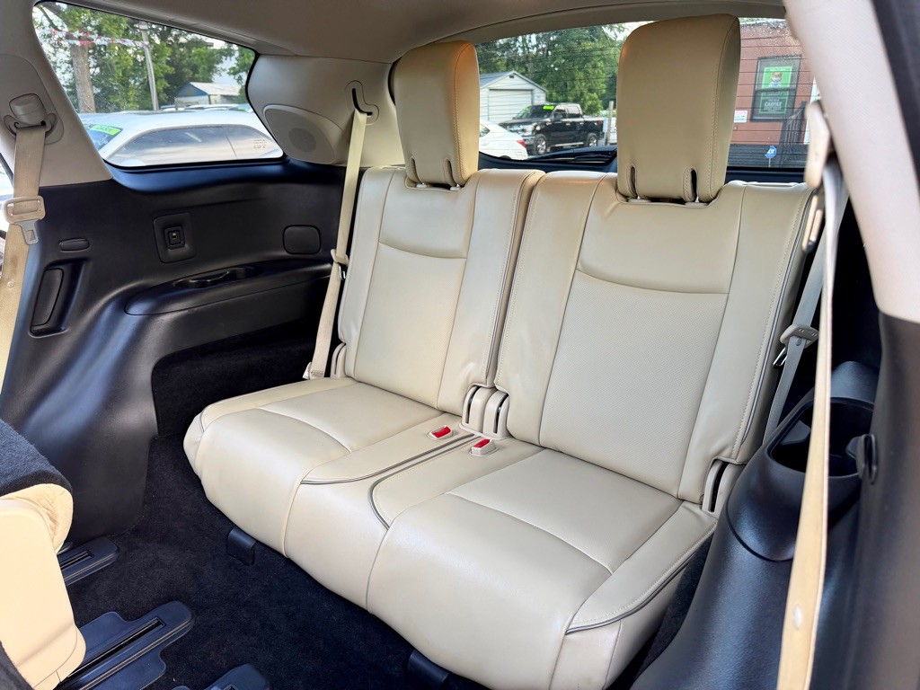 2017 INFINITI QX60 Image 11