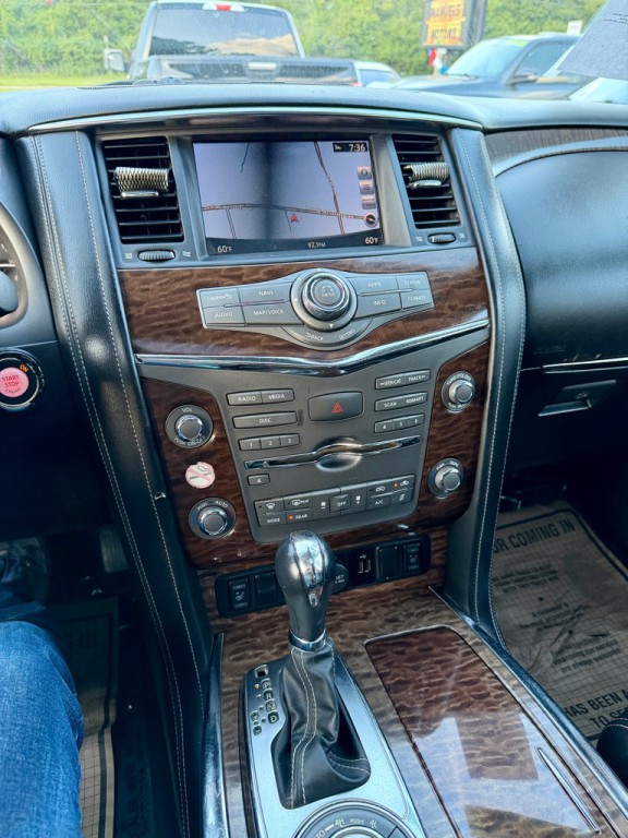 2019 Nissan Armada Image 11