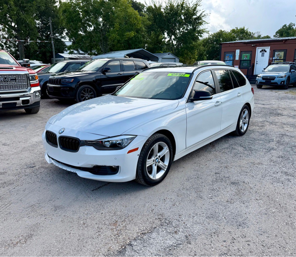 2015 BMW 3 Series Image 2