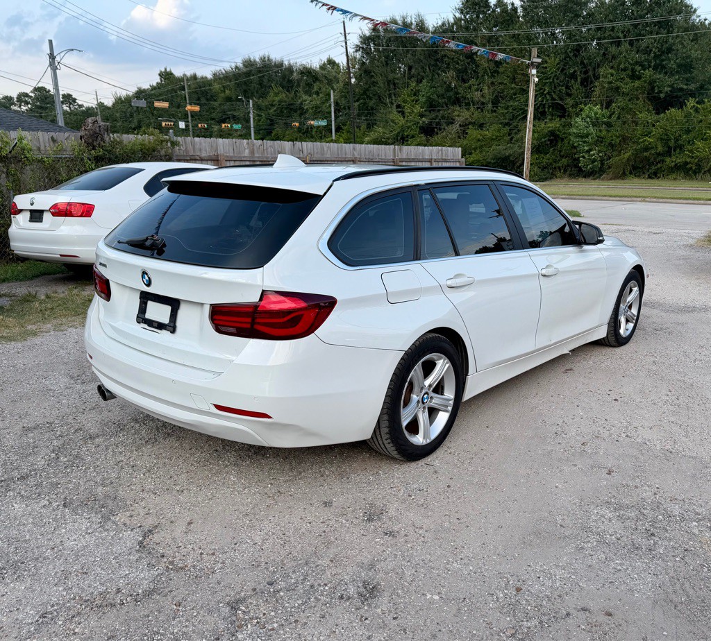 2015 BMW 3 Series Image 4