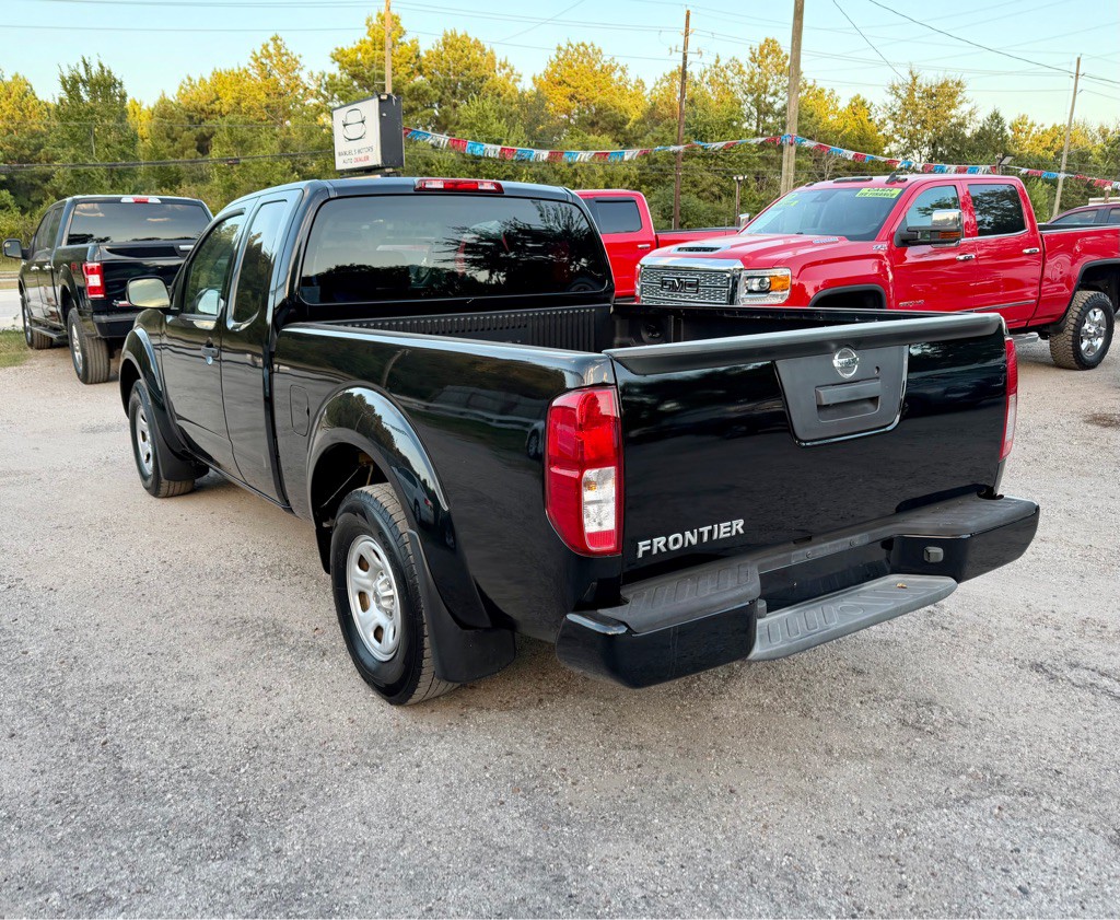 2018 Nissan Frontier Image 3