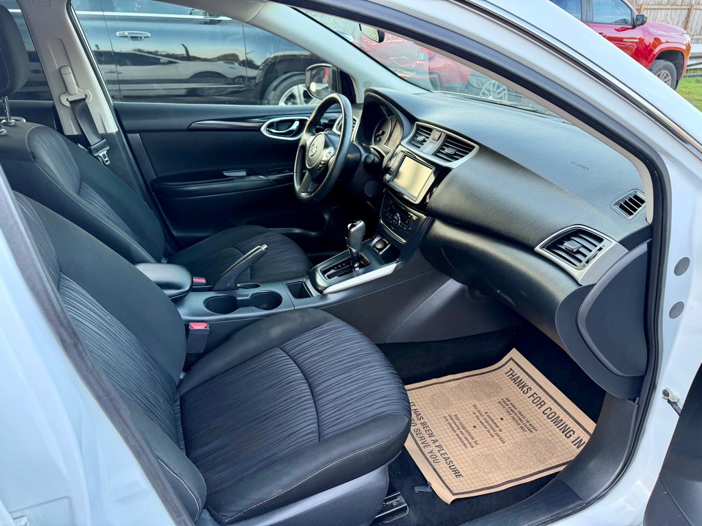 2019 Nissan Sentra Image 5