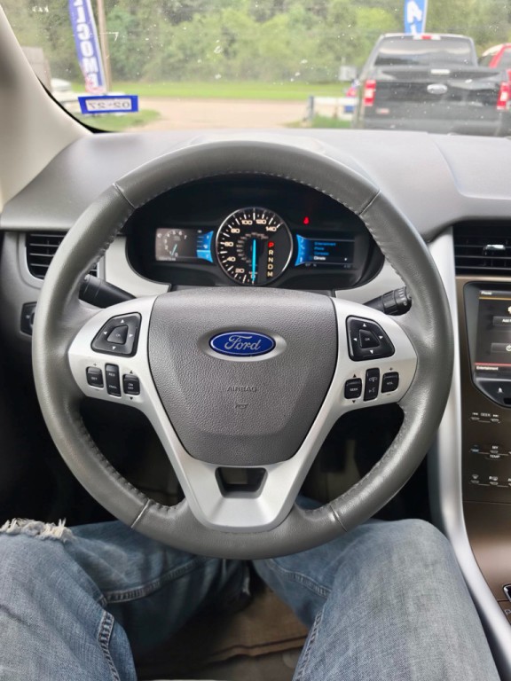 2011 Ford Edge Image 11