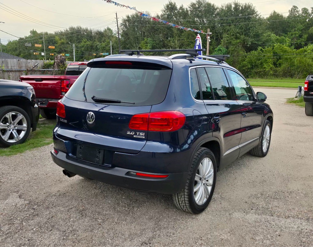 2012 Volkswagen Tiguan Image 3