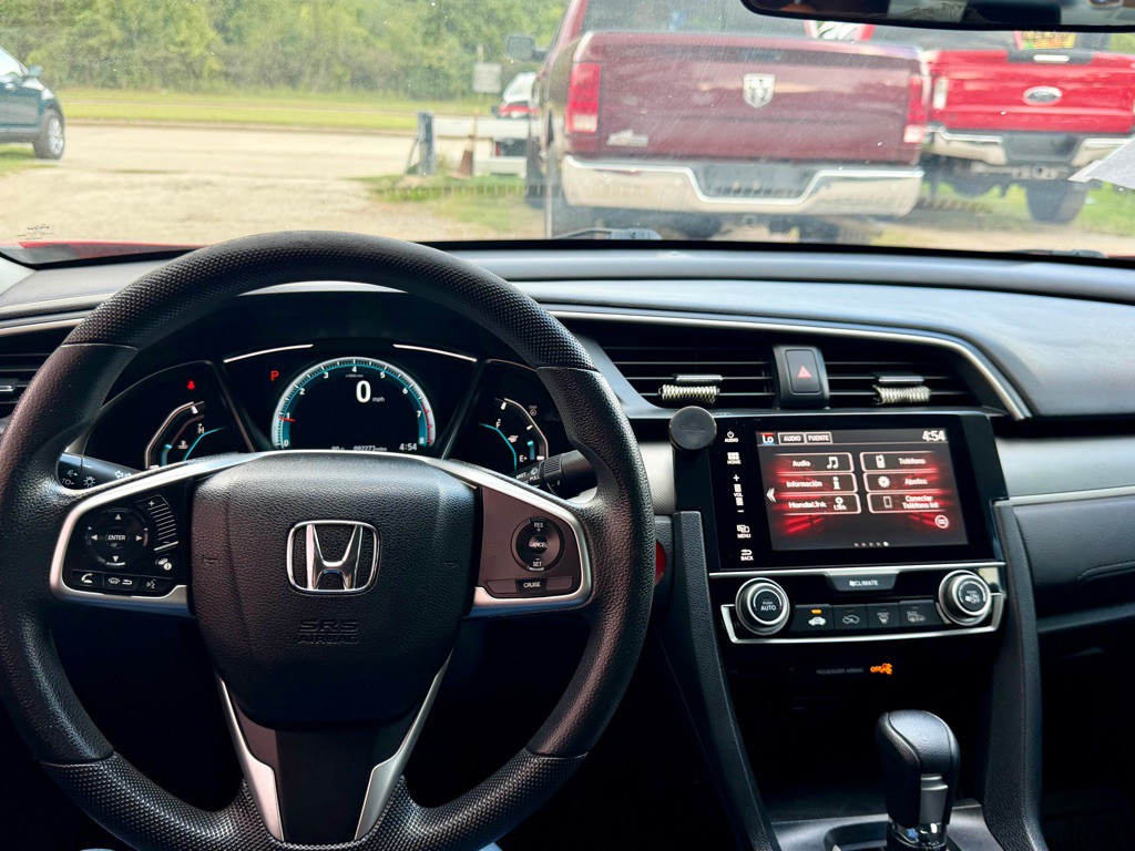 2017 Honda Civic Image 13