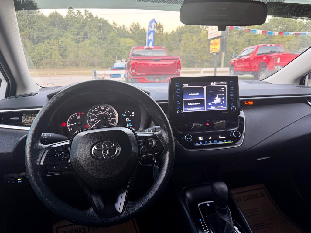 2022 Toyota Corolla Image 9