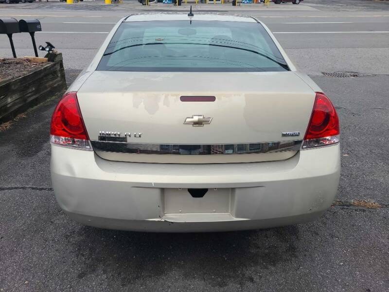2010 Chevrolet Impala Image 8