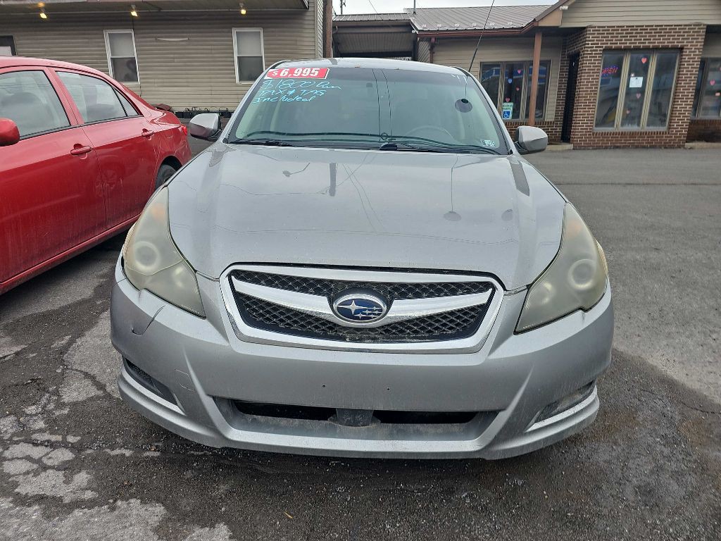 2011 Subaru Legacy Image 1