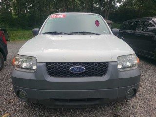 Image for 2005 Ford Escape XLT ID: 5786842