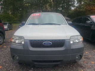 Image for 2005 Ford Escape XLT ID: 5786842