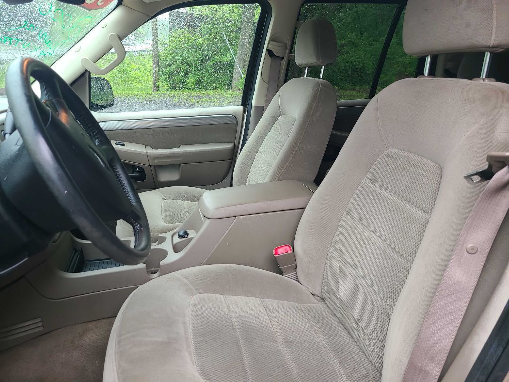 2003 Ford Explorer Image 6