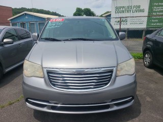 Image for 2014 Chrysler Town & Country Touring ID: 6327980