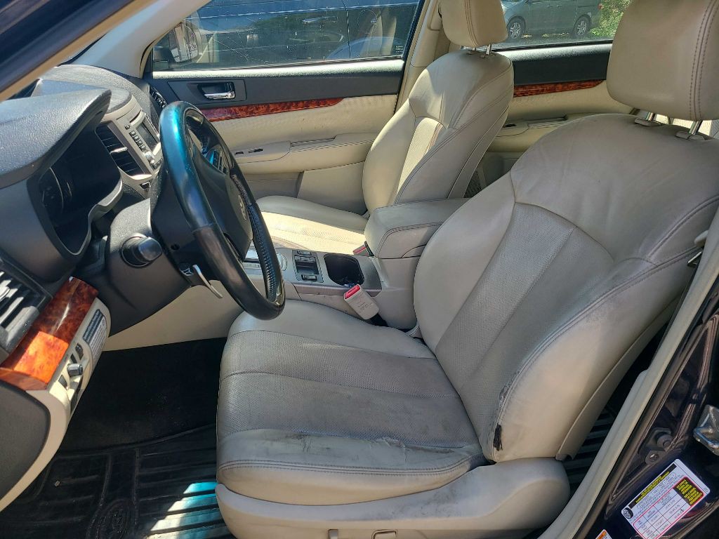 2012 Subaru Legacy Image 6