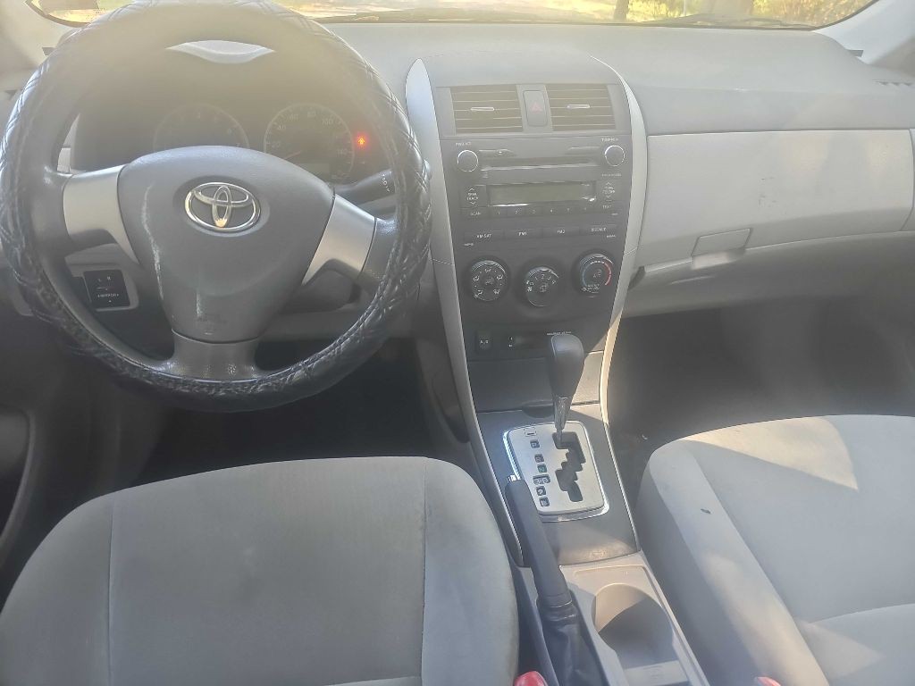 2010 Toyota Corolla Image 6
