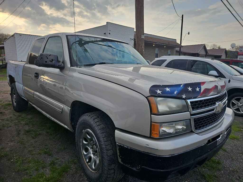 2007 Chevrolet Silverado 1500 Image 2