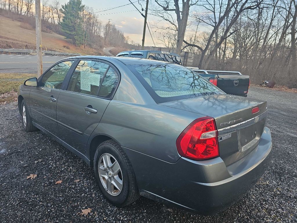 2004 Chevrolet Malibu Image 8