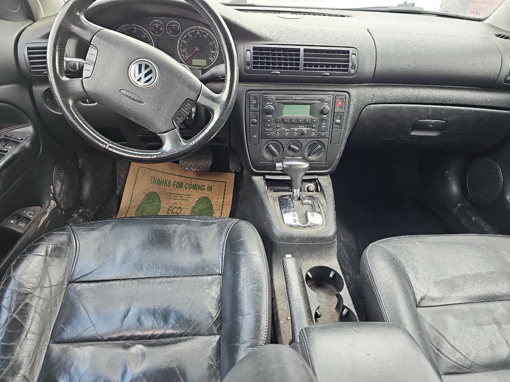 2003 Volkswagen Passat Image 7