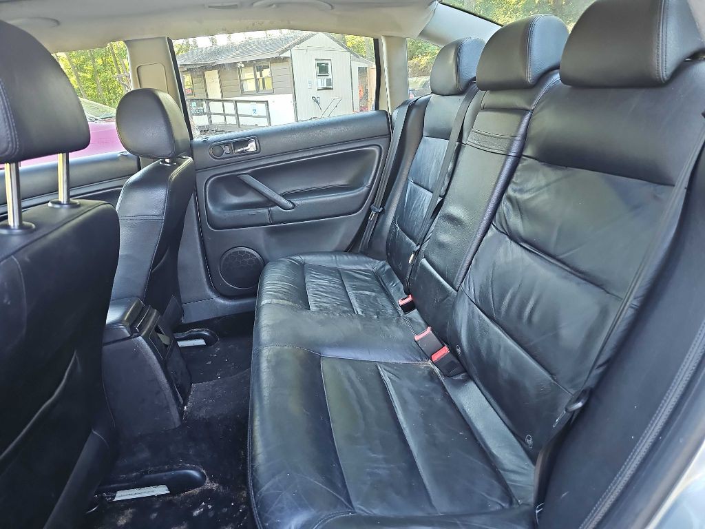 2003 Volkswagen Passat Image 8