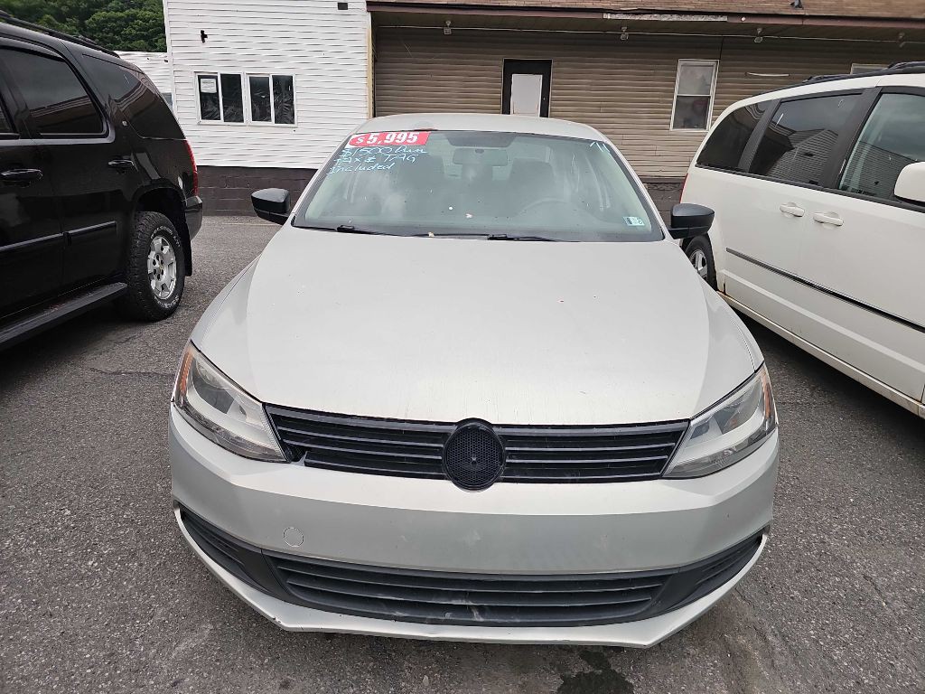 2011 Volkswagen Jetta Image 1