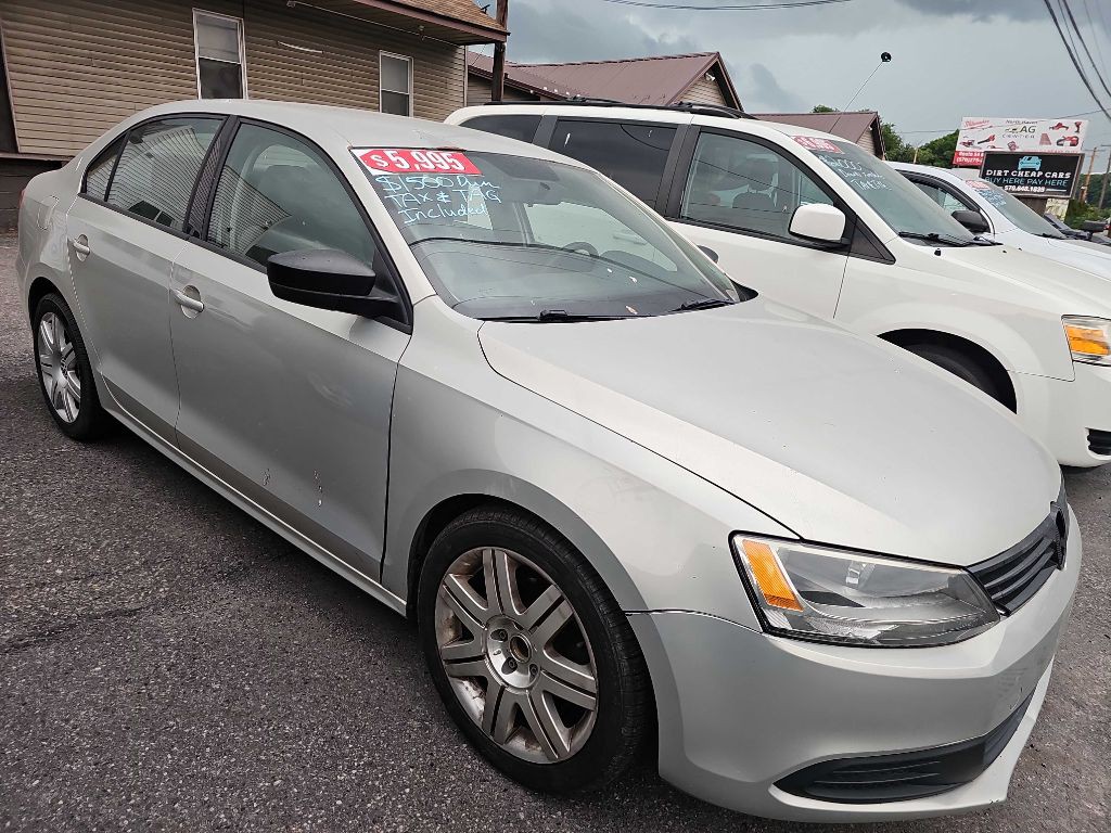 2011 Volkswagen Jetta Image 3