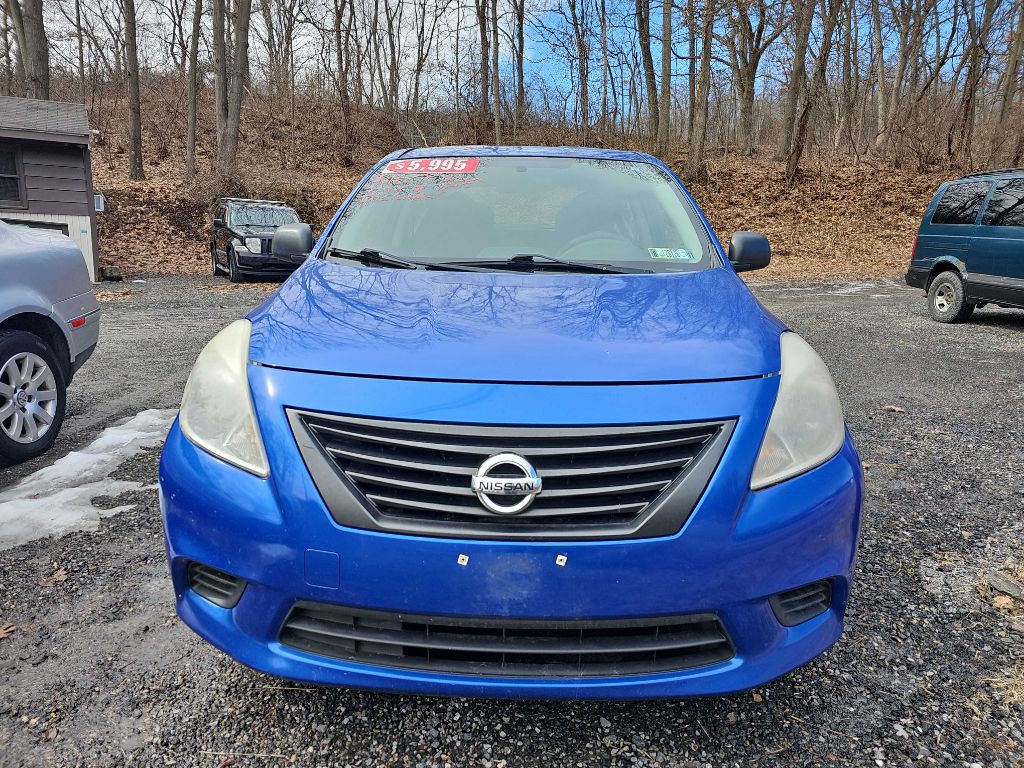 2014 Nissan Versa Image 1