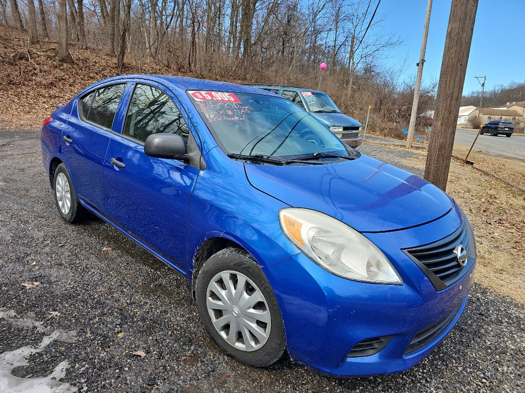 2014 Nissan Versa Image 3