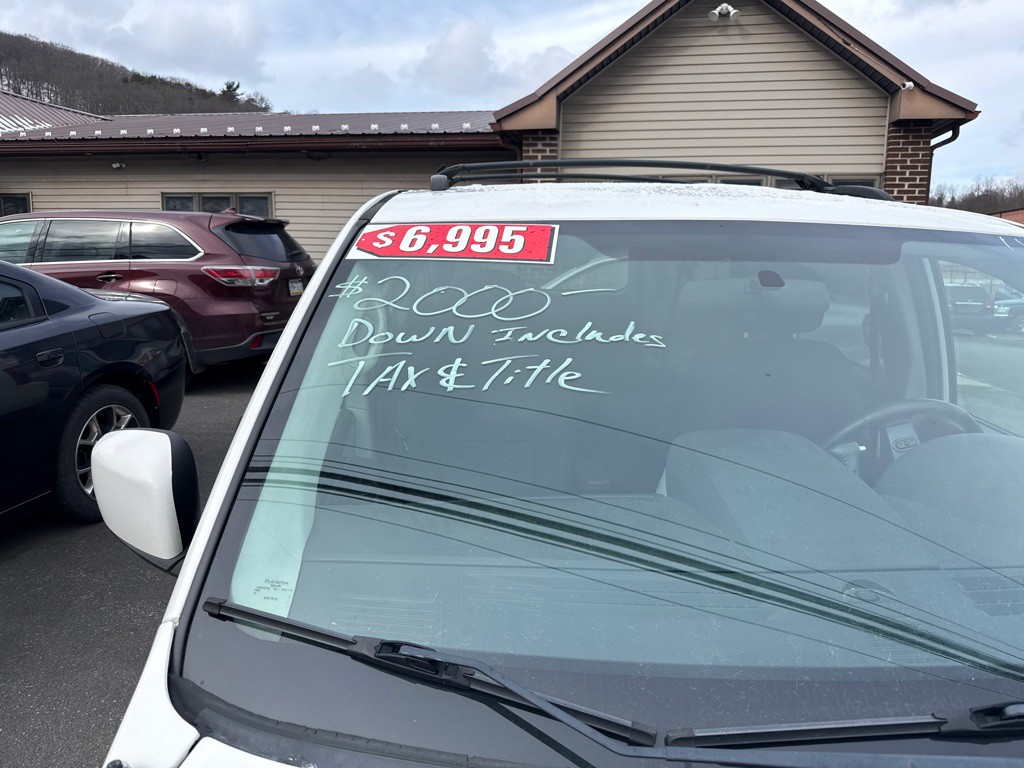 2010 Dodge Grand Caravan Image 2