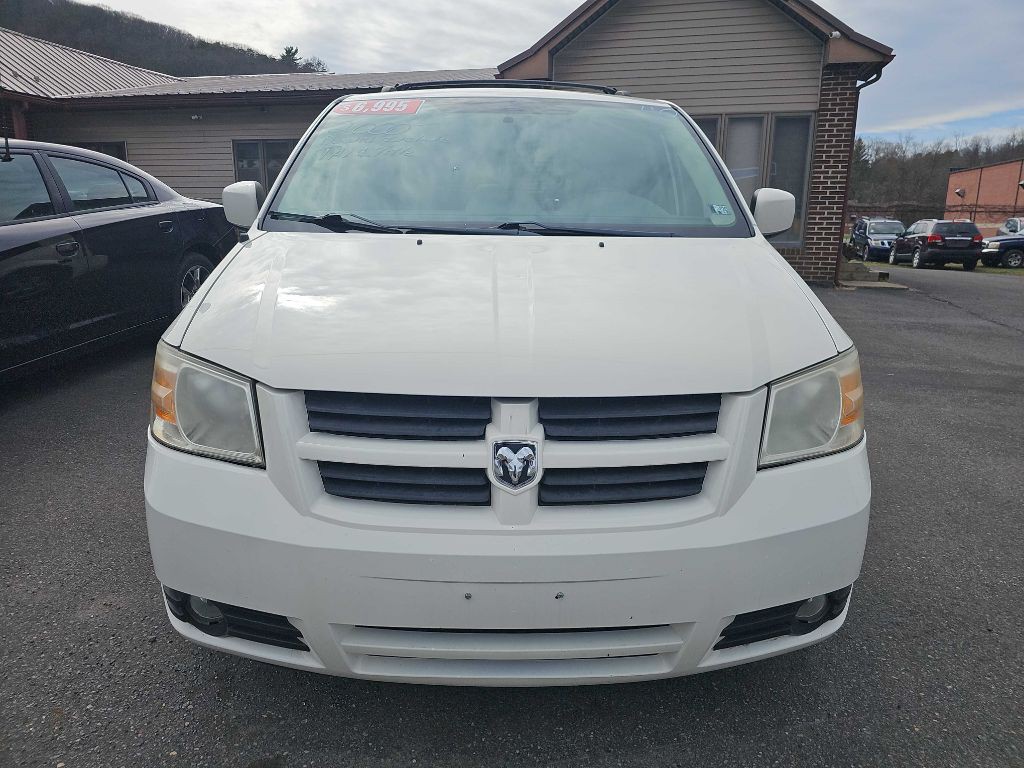 2010 Dodge Grand Caravan Image 1