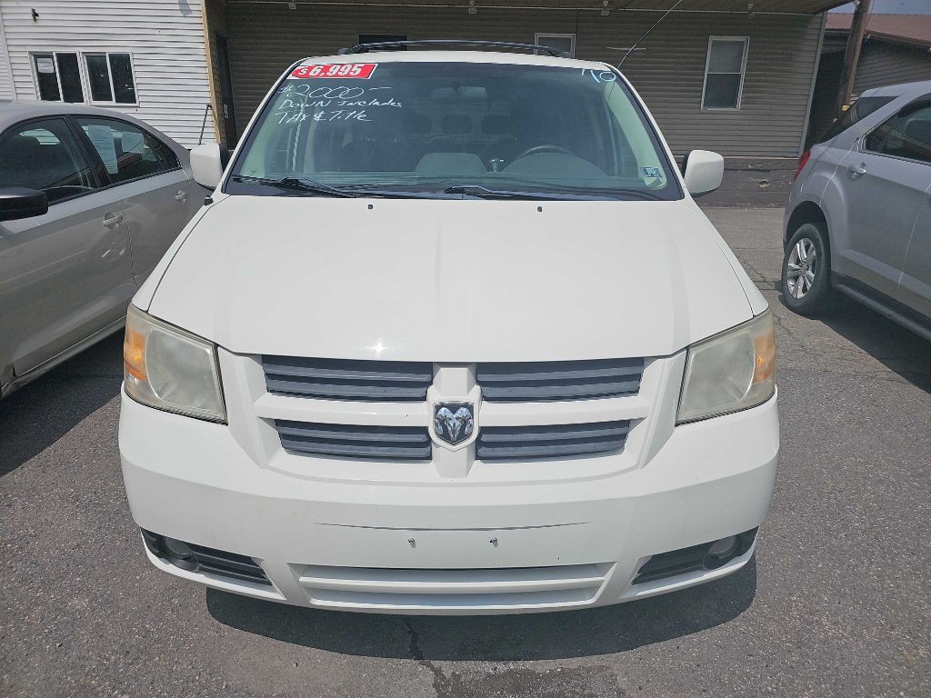 2010 Dodge Grand Caravan Image 1