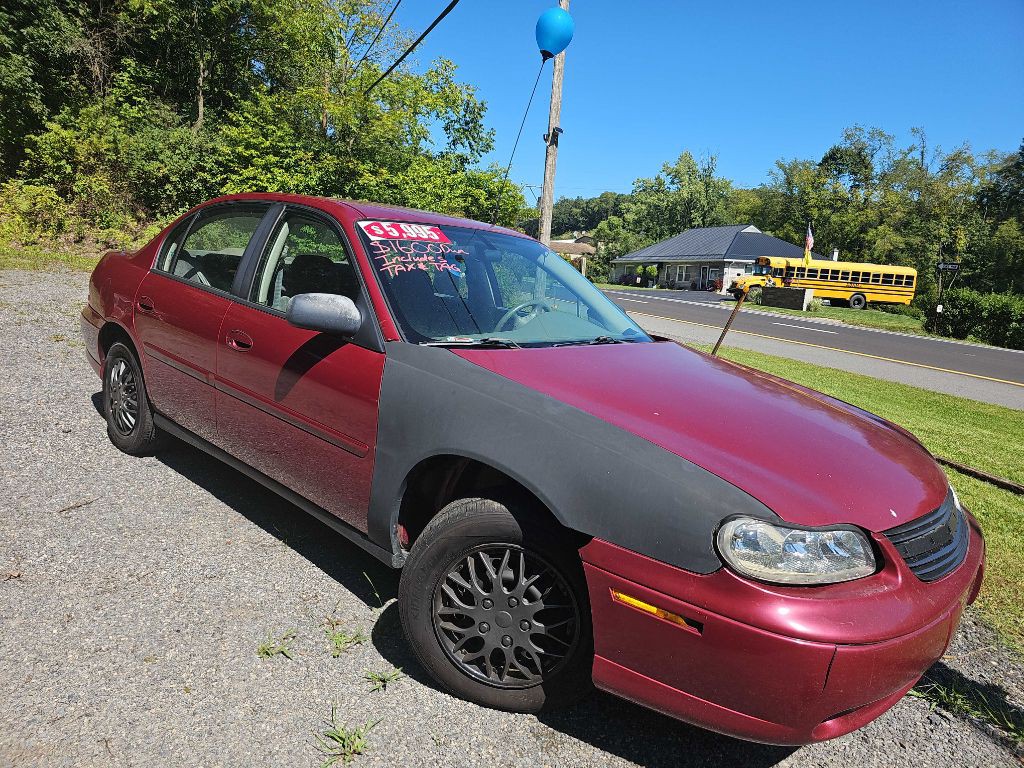 2004 Chevrolet Classic Image 3