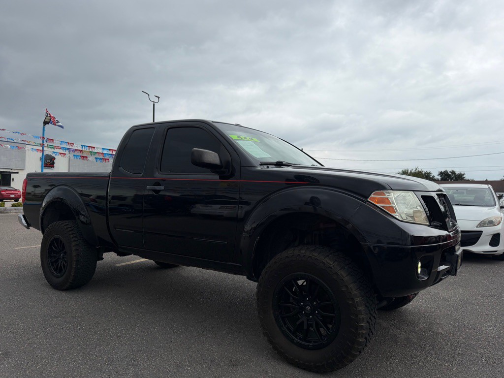 2015 Nissan Frontier Image 5